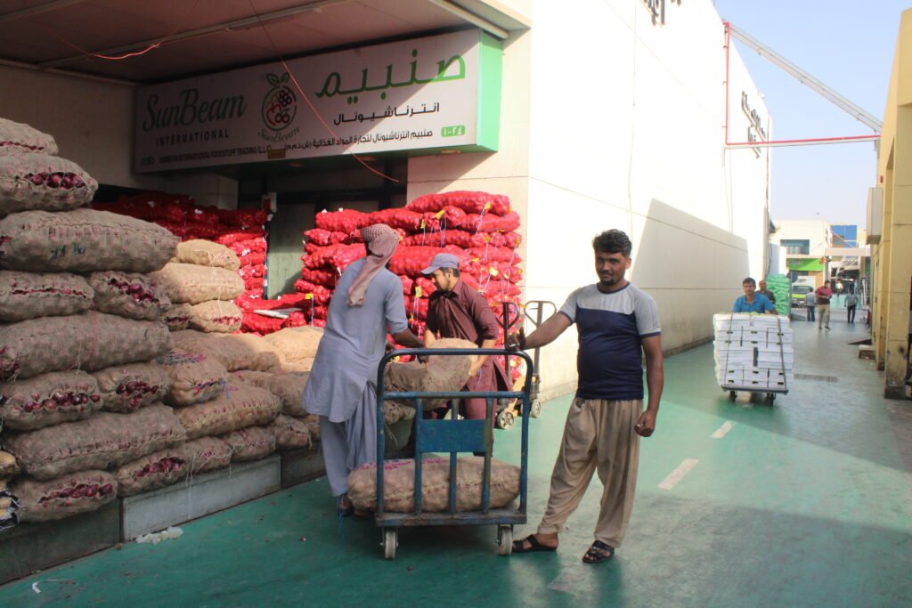 Apples Importer - EIFT & AAAENSA Global